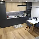Premium 1